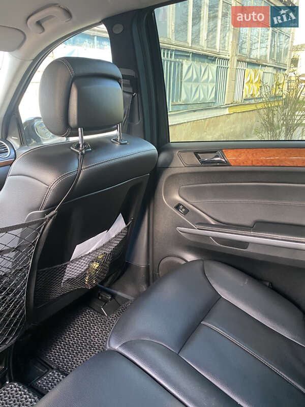 Внедорожник / Кроссовер Mercedes-Benz GL-Class 2010 в Ровно