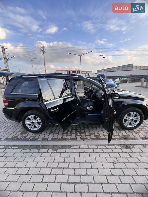 Внедорожник / Кроссовер Mercedes-Benz GL-Class 2007 в Вишневом фото 2 Внедорожник / Кроссовер Mercedes-Benz GL-Class 2007 в Вишневом