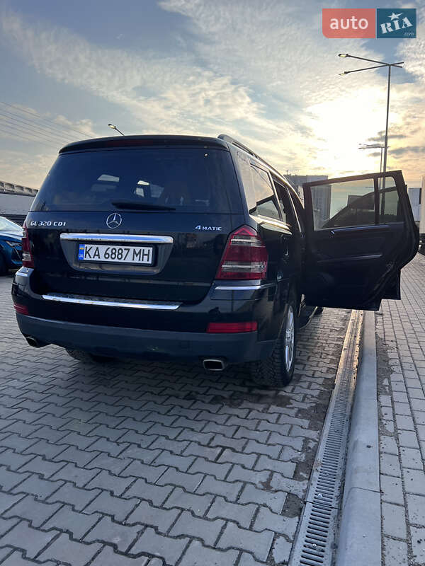 Внедорожник / Кроссовер Mercedes-Benz GL-Class 2007 в Вишневом фото 7 Внедорожник / Кроссовер Mercedes-Benz GL-Class 2007 в Вишневом