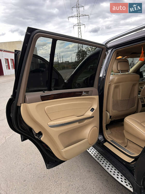 Внедорожник / Кроссовер Mercedes-Benz GL-Class 2010 в Сумах