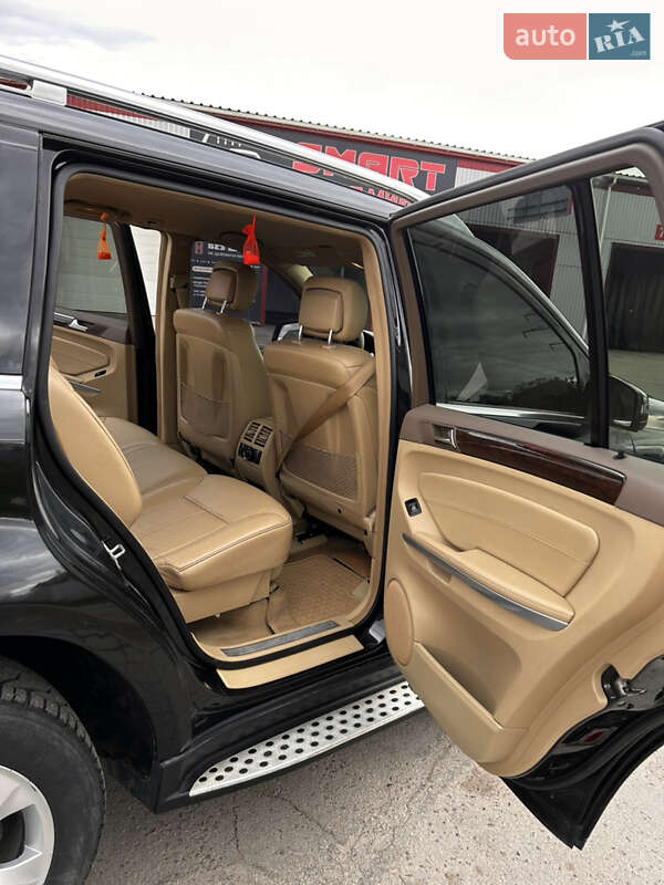 Внедорожник / Кроссовер Mercedes-Benz GL-Class 2010 в Сумах