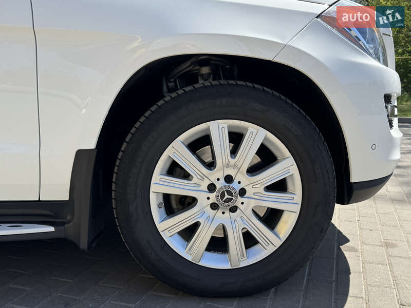 Позашляховик / Кросовер Mercedes-Benz GL-Class 2015 в Смілі