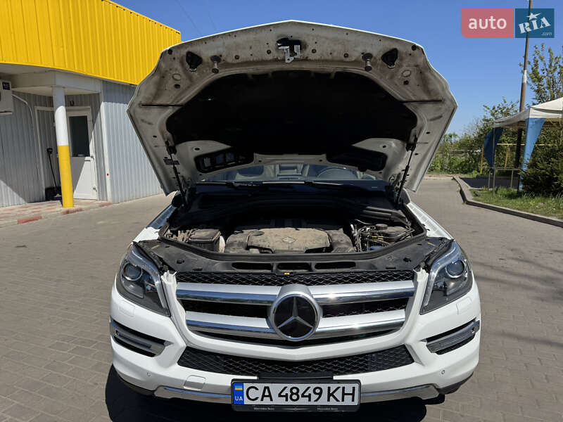 Позашляховик / Кросовер Mercedes-Benz GL-Class 2015 в Смілі