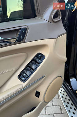 Внедорожник / Кроссовер Mercedes-Benz GL-Class 2012 в 