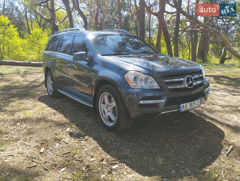 Позашляховик / Кросовер Mercedes-Benz GL-Class 2010 в 