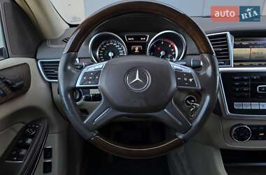 Внедорожник / Кроссовер Mercedes-Benz GL-Class 2012 в 