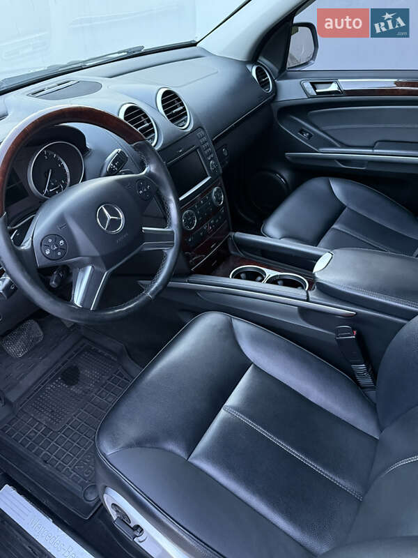Внедорожник / Кроссовер Mercedes-Benz GL-Class 2010 в Киеве
