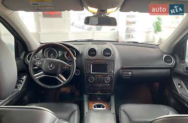 Позашляховик / Кросовер Mercedes-Benz GL-Class 2010 в 