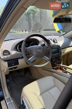 Внедорожник / Кроссовер Mercedes-Benz GL-Class 2012 в 