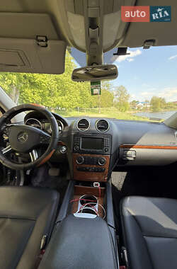 Позашляховик / Кросовер Mercedes-Benz GL-Class 2008 в 