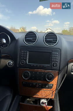 Позашляховик / Кросовер Mercedes-Benz GL-Class 2008 в 