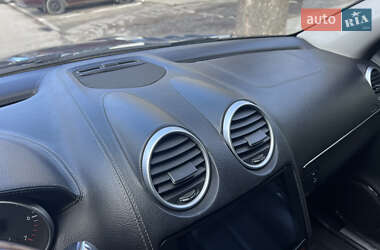Внедорожник / Кроссовер Mercedes-Benz GL-Class 2006 в 