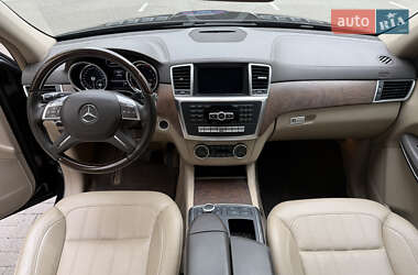 Позашляховик / Кросовер Mercedes-Benz GL-Class 2013 в 