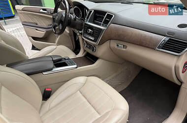 Позашляховик / Кросовер Mercedes-Benz GL-Class 2013 в 