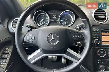 Позашляховик / Кросовер Mercedes-Benz GL-Class 2012 в 