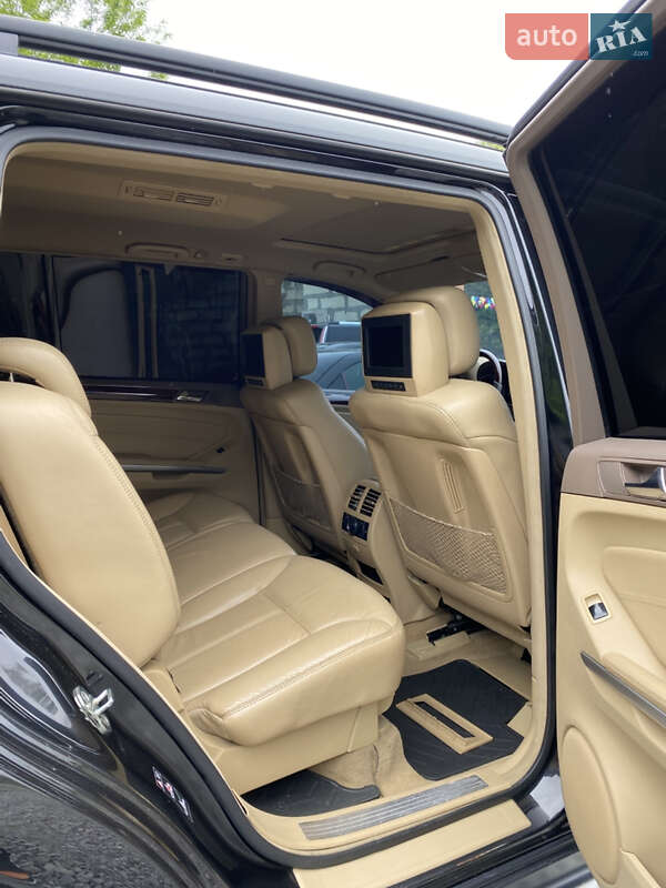 Внедорожник / Кроссовер Mercedes-Benz GL-Class 2006 в Черновцах