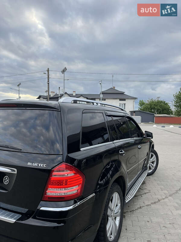 Внедорожник / Кроссовер Mercedes-Benz GL-Class 2011 в Черновцах