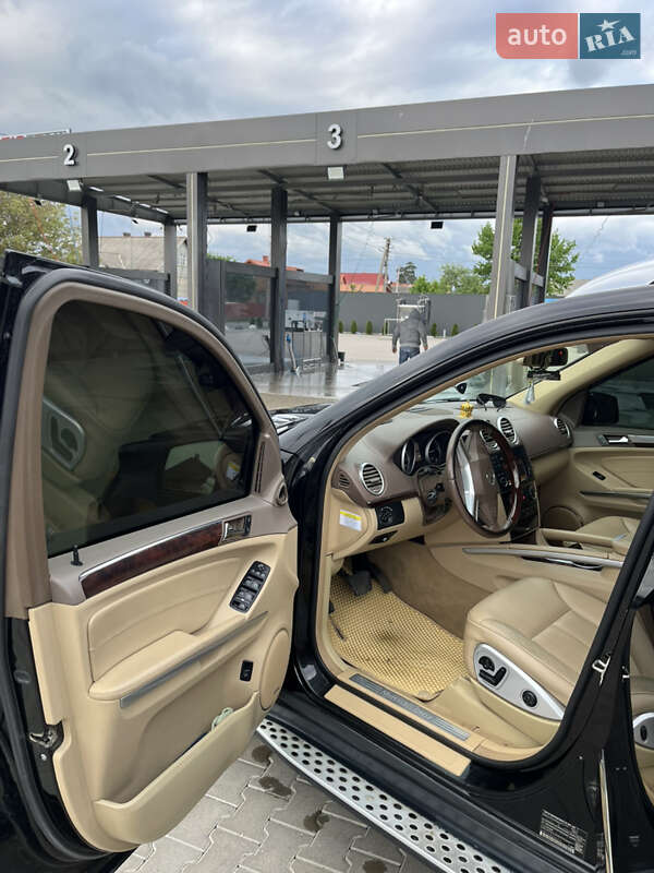 Внедорожник / Кроссовер Mercedes-Benz GL-Class 2011 в Черновцах