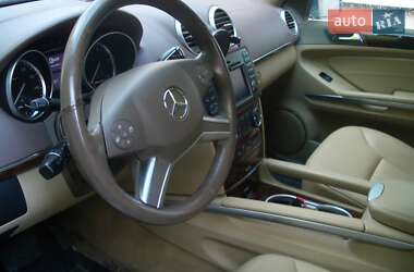 Внедорожник / Кроссовер Mercedes-Benz GL-Class 2012 в 