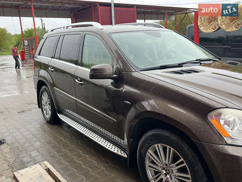 Внедорожник / Кроссовер Mercedes-Benz GL-Class 2012 в Черновцах