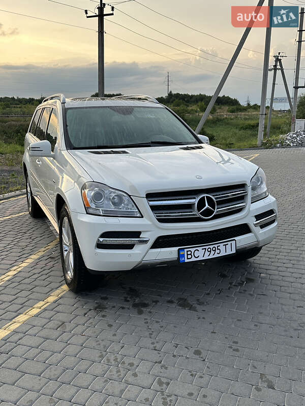 Mercedes-Benz GL-Class 2011