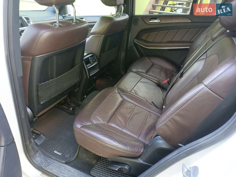 Внедорожник / Кроссовер Mercedes-Benz GL-Class 2014 в Львове фото 10 Внедорожник / Кроссовер Mercedes-Benz GL-Class 2014 в Львове