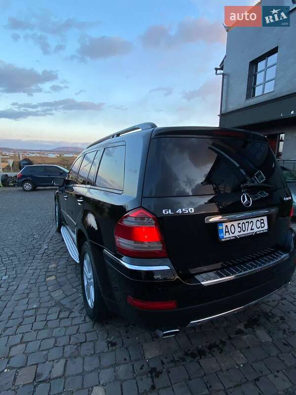 Внедорожник / Кроссовер Mercedes-Benz GL-Class 2007 в Иршаве