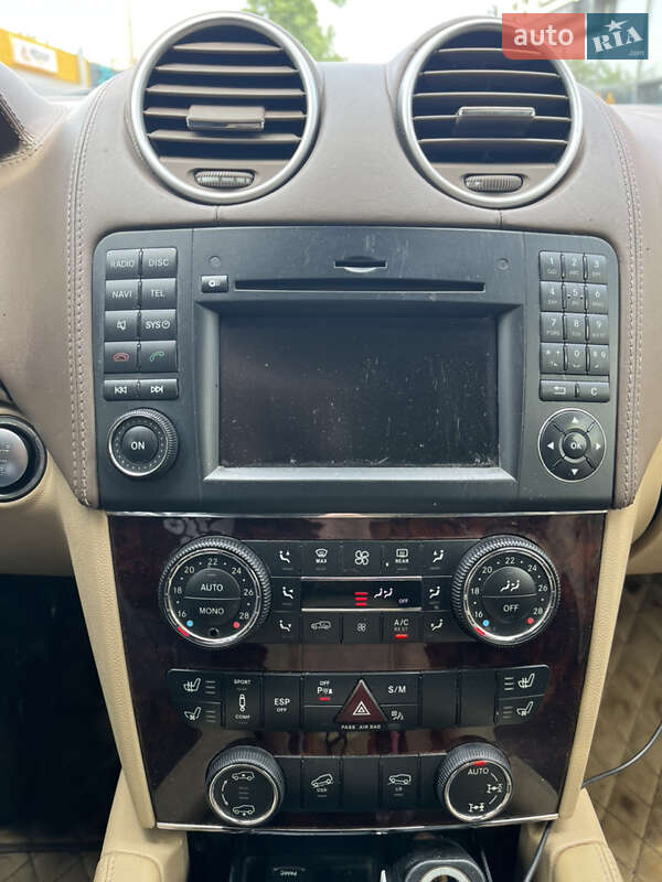 Внедорожник / Кроссовер Mercedes-Benz GL-Class 2010 в Кривом Роге