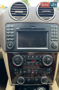 Внедорожник / Кроссовер Mercedes-Benz GL-Class 2010 в 