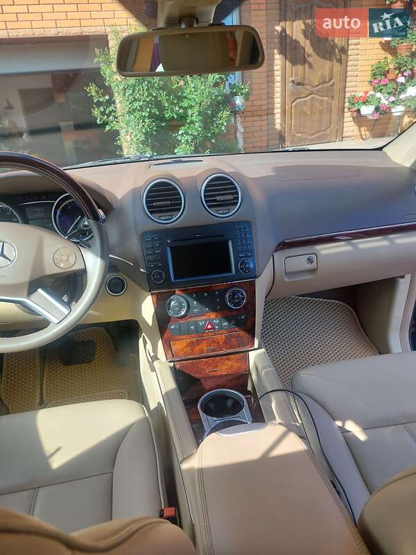 Внедорожник / Кроссовер Mercedes-Benz GL-Class 2011 в Фастове