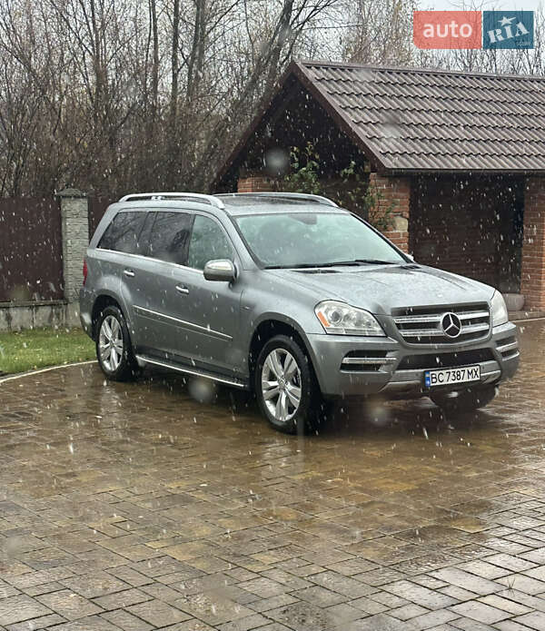 Mercedes-Benz GL-Class 2010