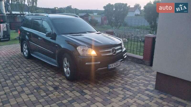 Mercedes-Benz GL-Class 2012