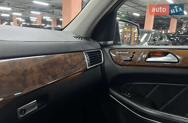 Внедорожник / Кроссовер Mercedes-Benz GL-Class 2012 в 