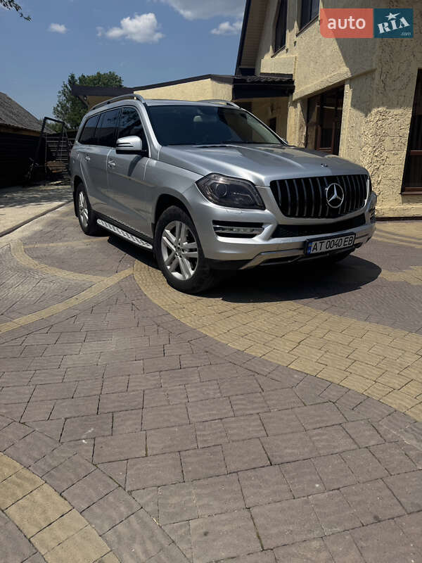 Внедорожник / Кроссовер Mercedes-Benz GL-Class 2013 в Надворной