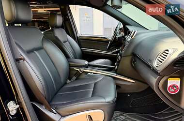 Позашляховик / Кросовер Mercedes-Benz GL-Class 2011 в 