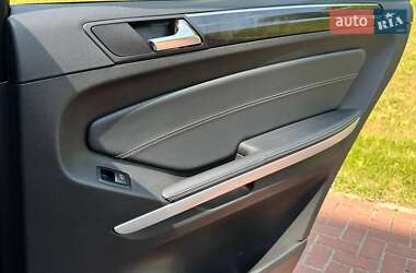 Позашляховик / Кросовер Mercedes-Benz GL-Class 2011 в 