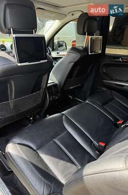 Внедорожник / Кроссовер Mercedes-Benz GL-Class 2010 в 