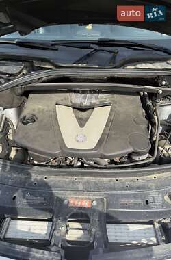 Внедорожник / Кроссовер Mercedes-Benz GL-Class 2010 в 