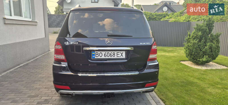 Внедорожник / Кроссовер Mercedes-Benz GL-Class 2011 в Дубно