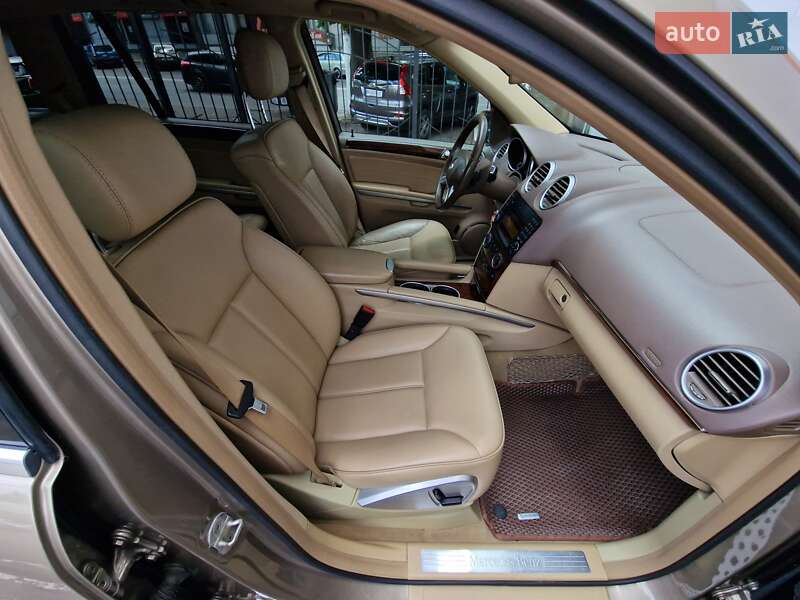 Позашляховик / Кросовер Mercedes-Benz GL-Class 2010 в Одесі