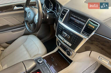 Внедорожник / Кроссовер Mercedes-Benz GL-Class 2012 в 