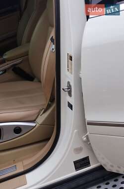 Позашляховик / Кросовер Mercedes-Benz GL-Class 2012 в 