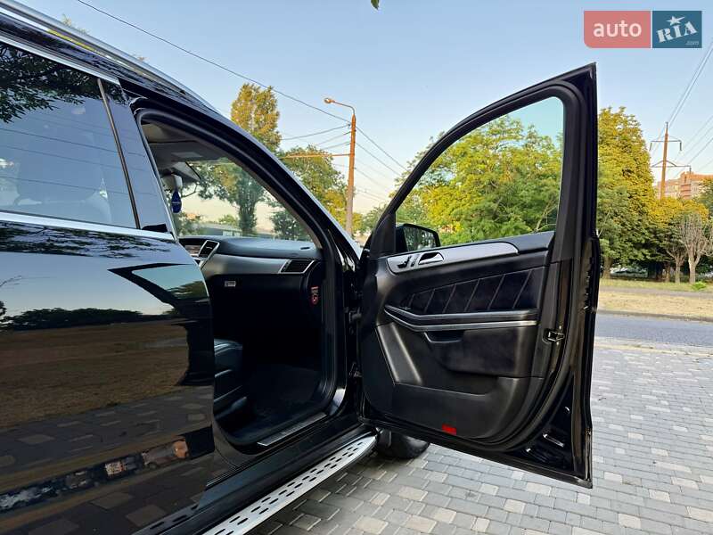 Позашляховик / Кросовер Mercedes-Benz GL-Class 2013 в Одесі