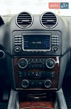 Внедорожник / Кроссовер Mercedes-Benz GL-Class 2006 в 