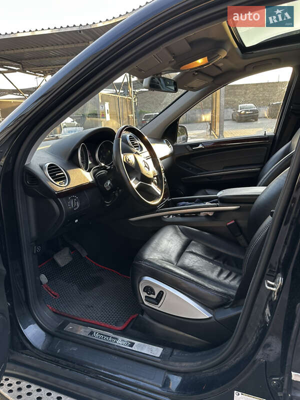 Внедорожник / Кроссовер Mercedes-Benz GL-Class 2009 в Киеве