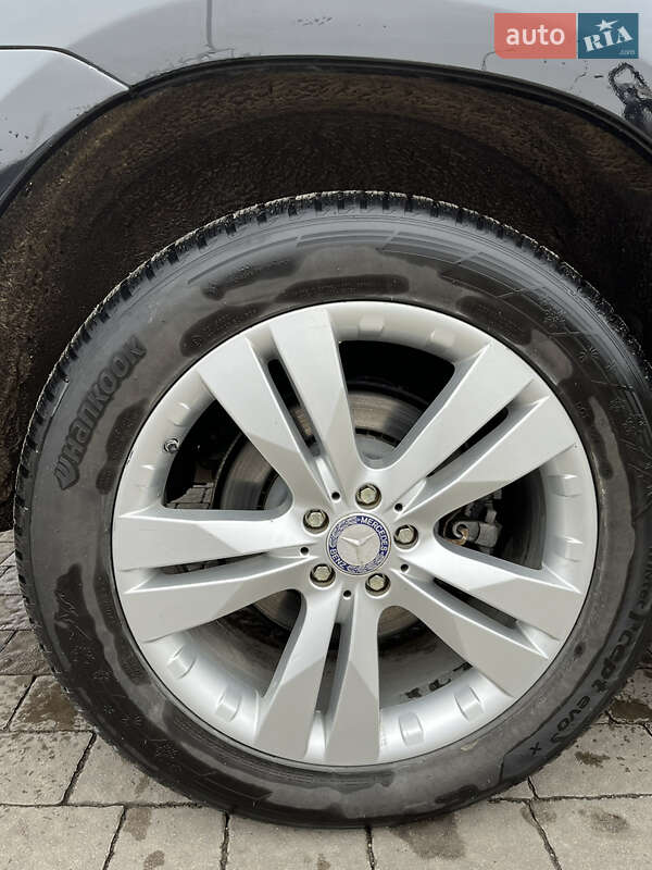 Внедорожник / Кроссовер Mercedes-Benz GL-Class 2012 в Дрогобыче фото 4 Внедорожник / Кроссовер Mercedes-Benz GL-Class 2012 в Дрогобыче
