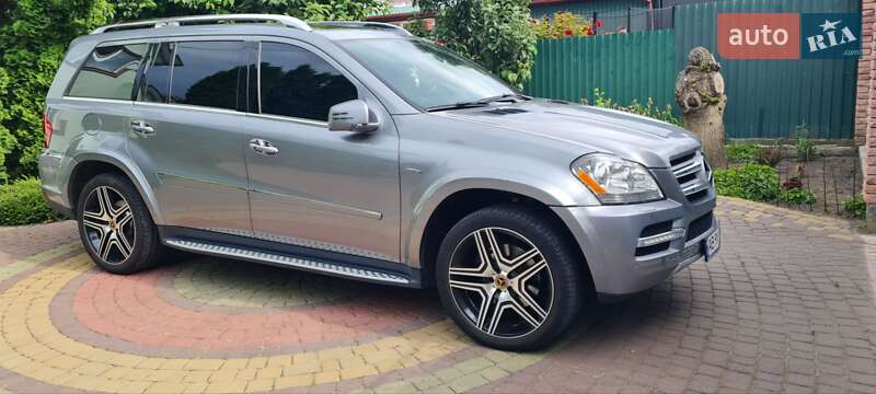 Позашляховик / Кросовер Mercedes-Benz GL-Class 2012 в 