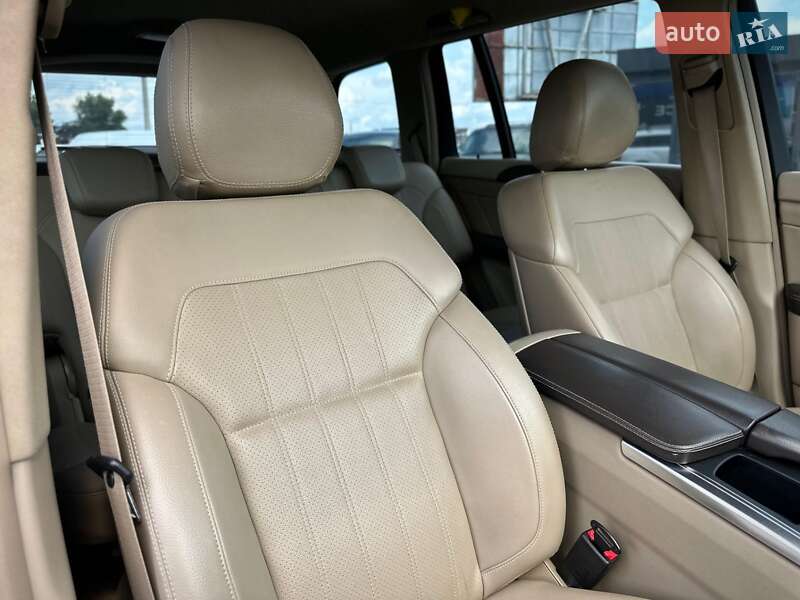 Позашляховик / Кросовер Mercedes-Benz GL-Class 2015 в Києві