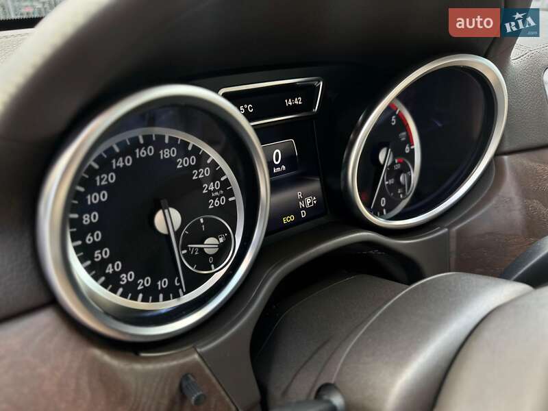 Позашляховик / Кросовер Mercedes-Benz GL-Class 2015 в Києві