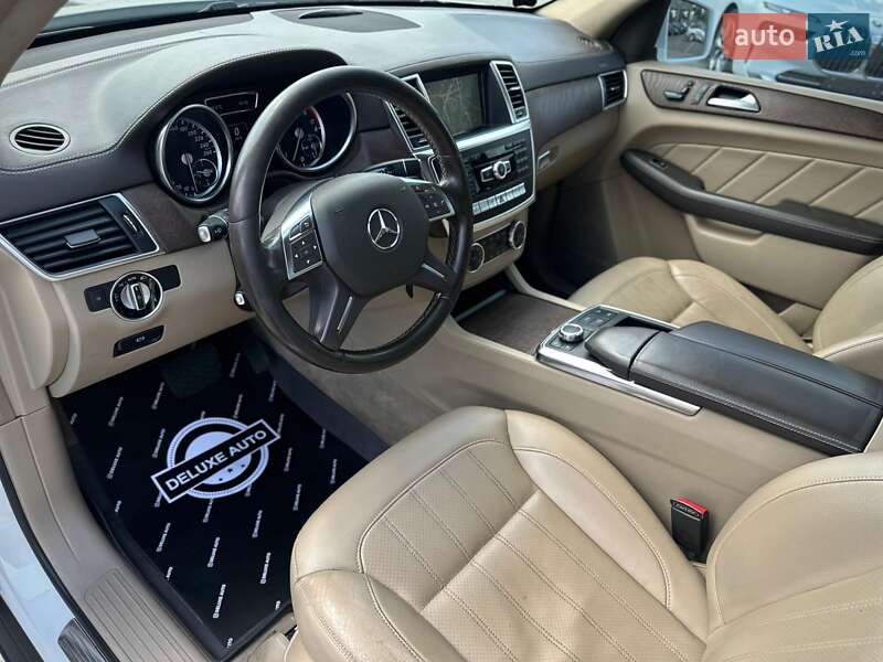 Позашляховик / Кросовер Mercedes-Benz GL-Class 2015 в Києві
